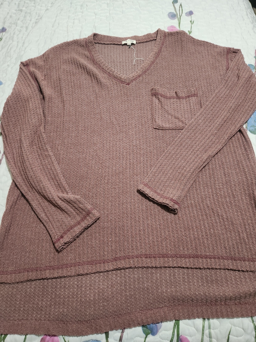 La Miel V-Neck Long Sleeve Waffle Knit Top